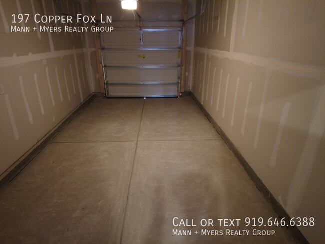 Building Photo - 197 Copper Fox Ln