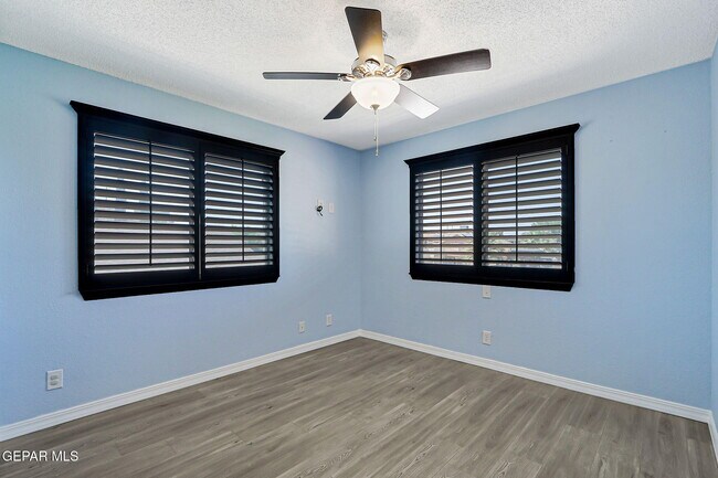 Building Photo - 13913 Golden Mesa Ct