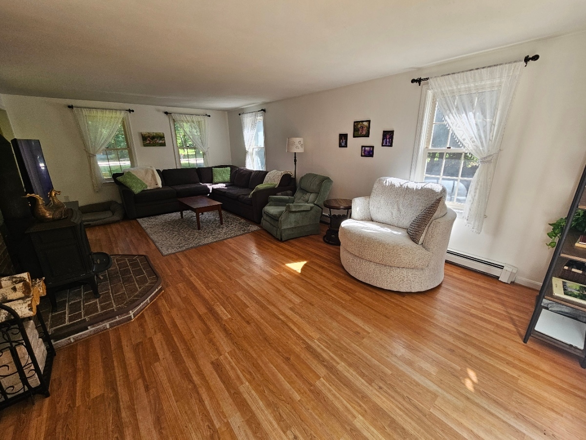Living Room - 11 Laurel Ln