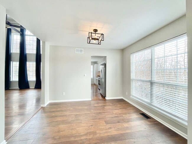 Building Photo - 602 Pearces Ford Rd