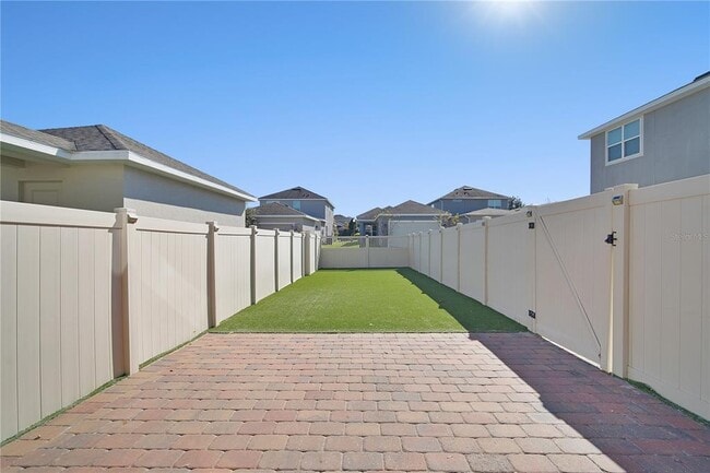 Building Photo - 15419 Uglis Aly