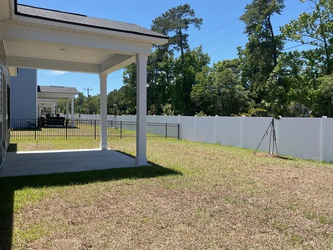 Building Photo - 508 Cambria Dr