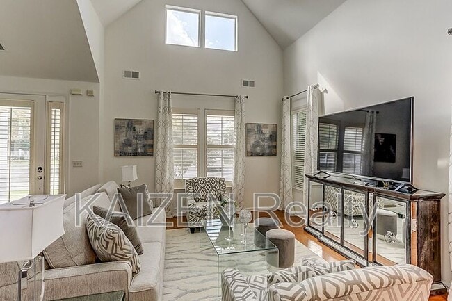 Building Photo - 1338 Harbor Park Dr
