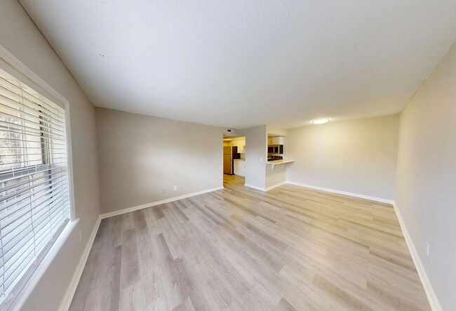 Building Photo - 2144 Dunsford Terrace