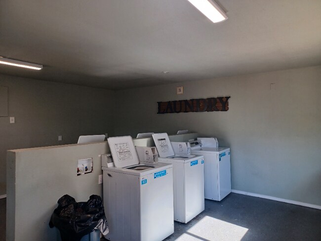 Building Photo - 55 N Ranchwood Blvd