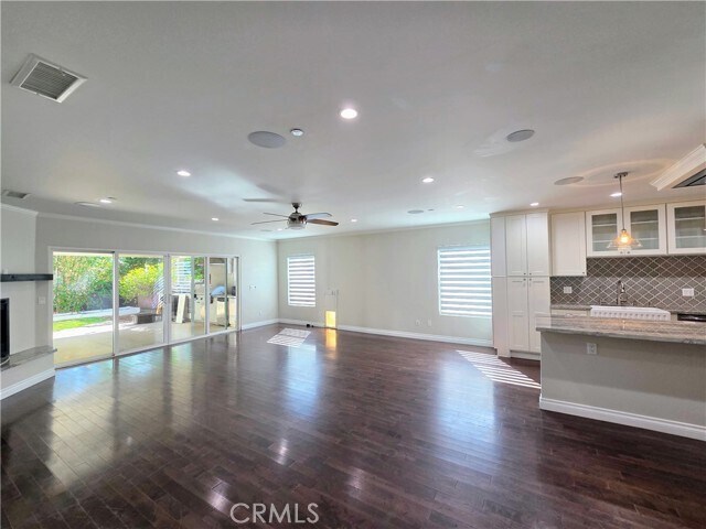 Building Photo - 7939 Quill Dr