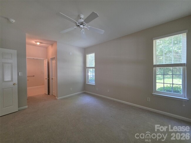 Building Photo - 4730 Willow Glen Rd