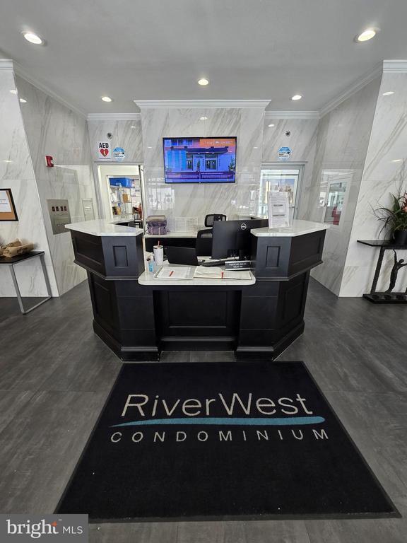 Building Photo - 2101 Chestnut St