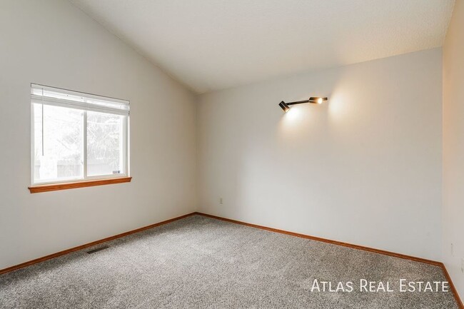 Building Photo - 8213 Telegraph Dr