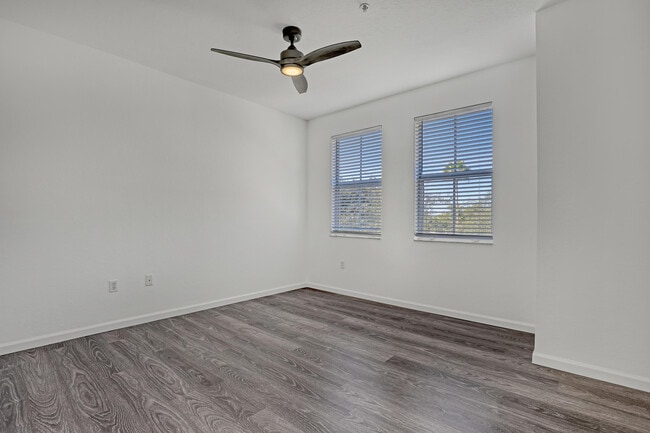 Building Photo - 11026 Legacy Dr