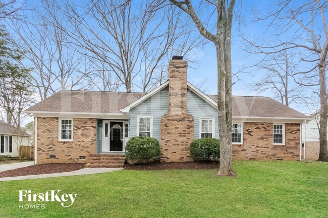 Building Photo - 11106 5 Cedars Rd