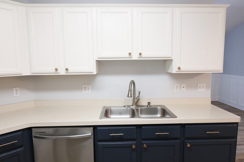 Building Photo - 8116 N Ridge Loop W