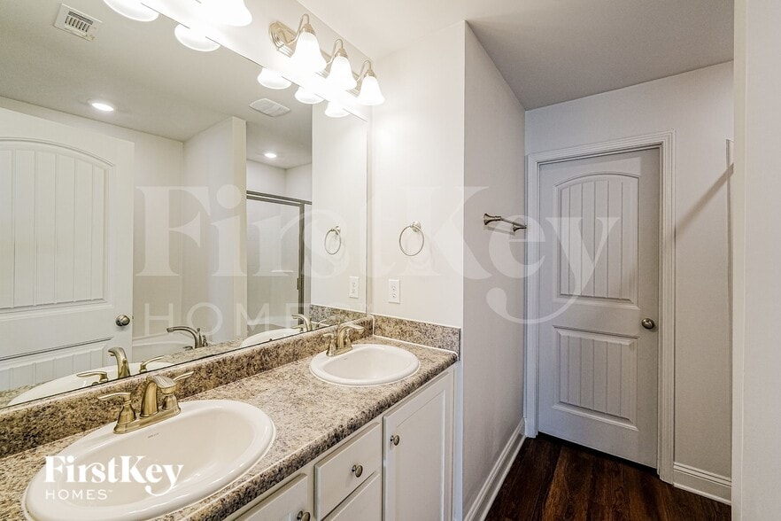 Building Photo - 265 Black Crk Trl