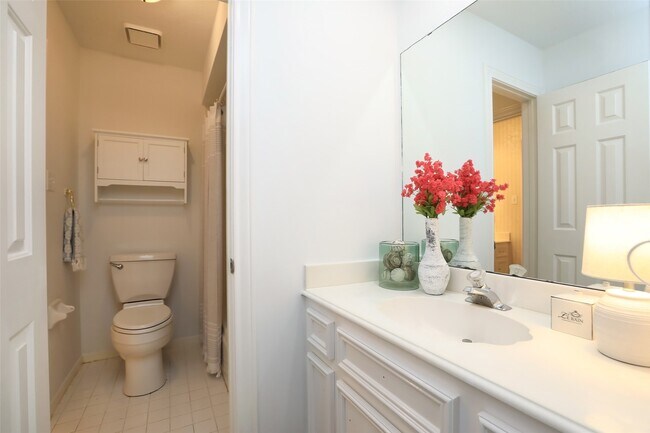 Building Photo - 7906 Tizerton Ct