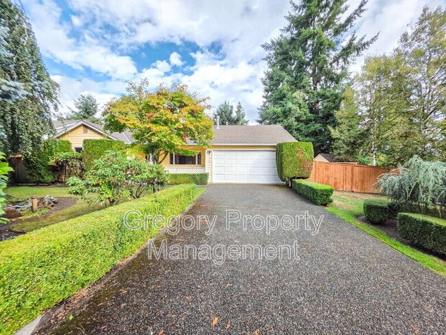 Building Photo - 4155 West Lake Sammamish Pkwy NE