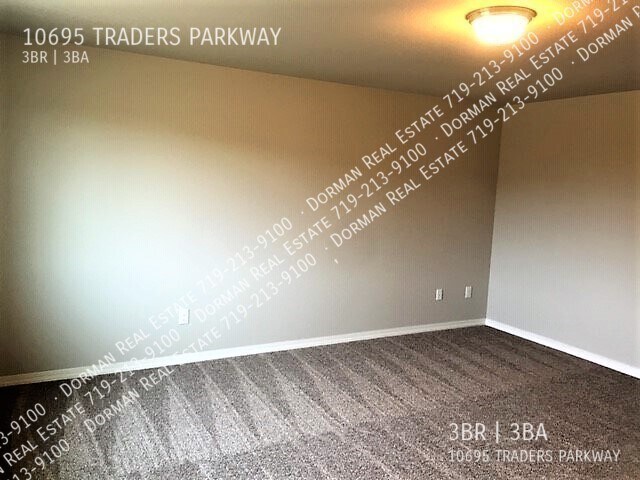 Building Photo - 10695 Traders Pkwy