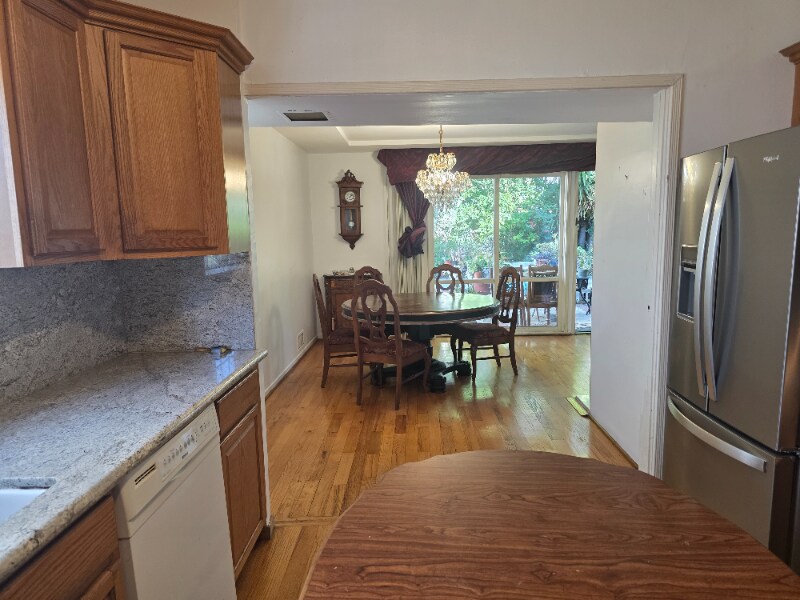 Building Photo - 1840 Benecia Ave