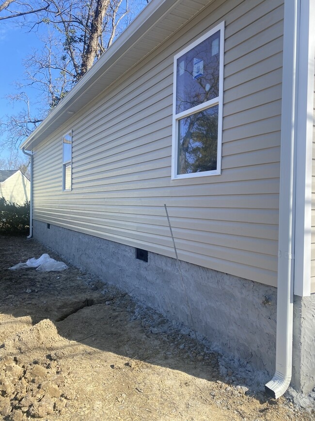 Primary Photo - 804 N Moore Rd
