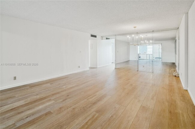 Building Photo - 141 SE 3rd Ave