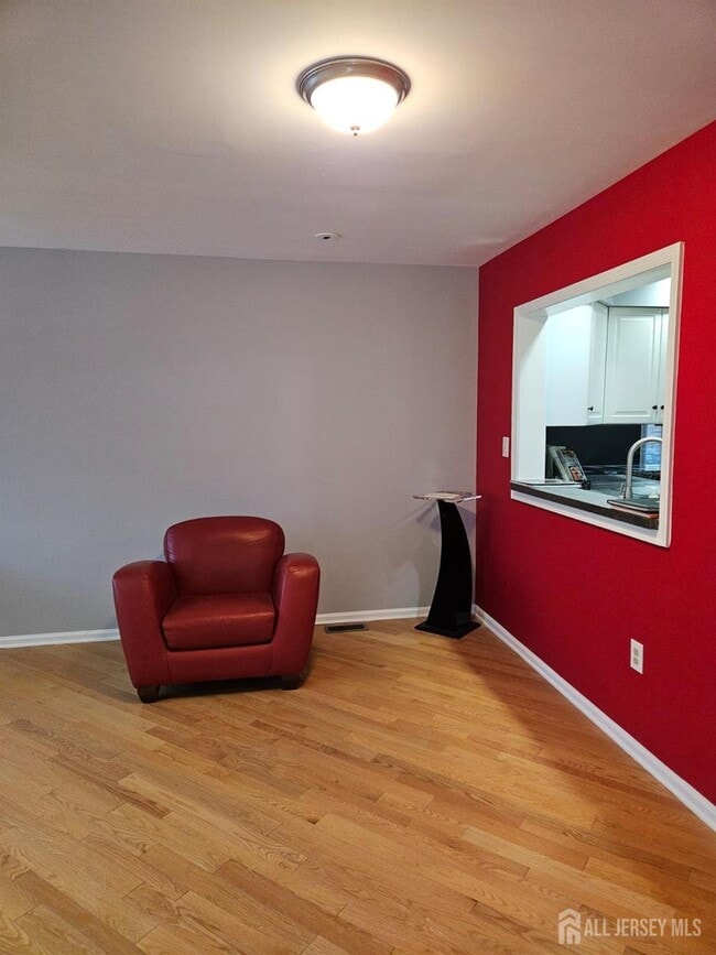Building Photo - 45 Coriander Dr