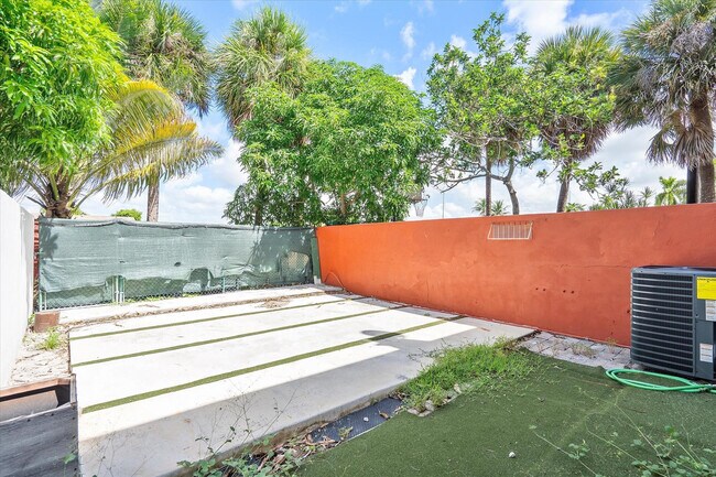 Building Photo - 2759 NW 198th Terrace