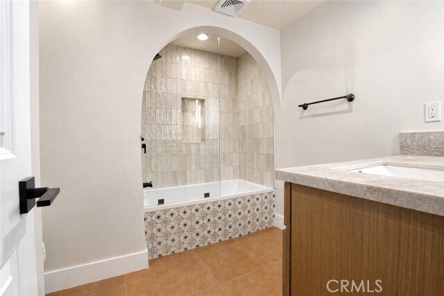 Building Photo - 3432 Larissa Dr