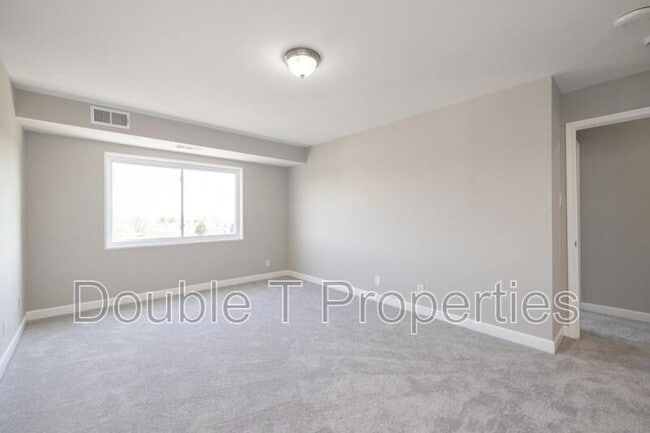 Building Photo - 12001 Old Columbia Pike