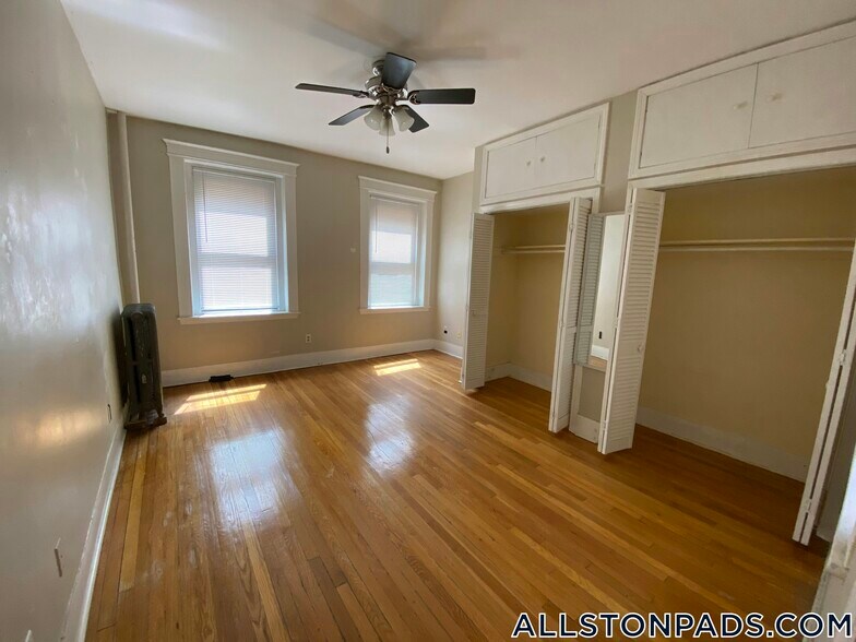 Building Photo - 1254 Commonwealth Ave