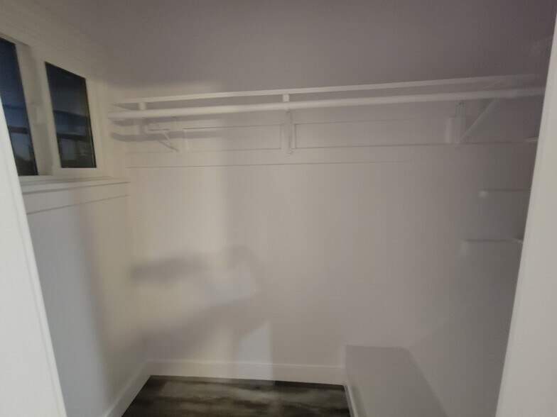 Closet - 2216 S Bronson Ave