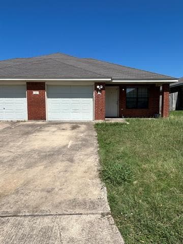 Building Photo - 313 Cedar Ridge Dr