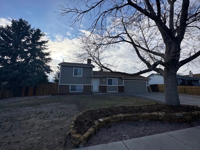 Building Photo - 2150 Eddington Way