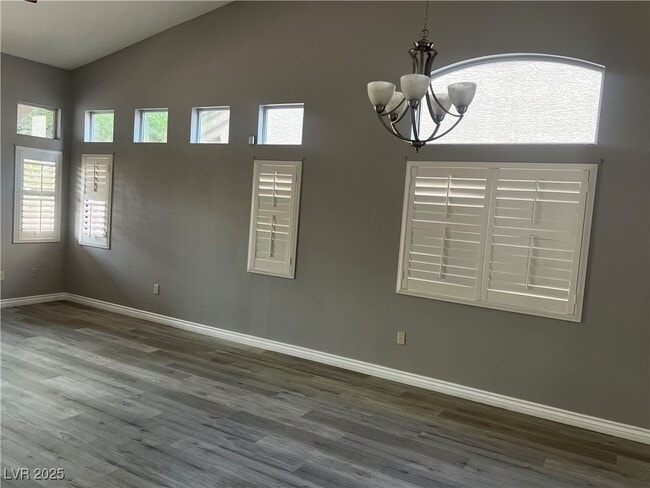 Building Photo - 9688 Emeraude Ave