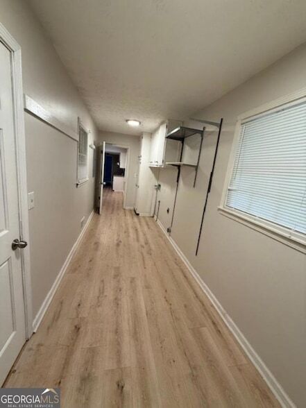 Building Photo - 977 Bramwell Ln