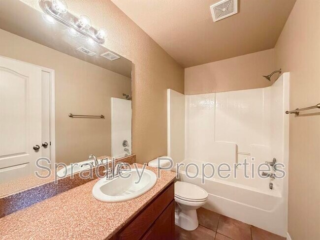 Building Photo - 4810 Deep Drive