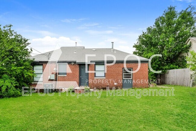 Building Photo - 3107 NW 41st St