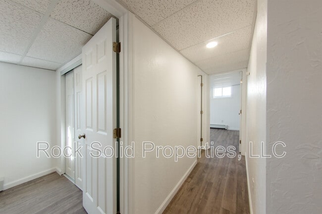 Building Photo - 1301 E 23rd St