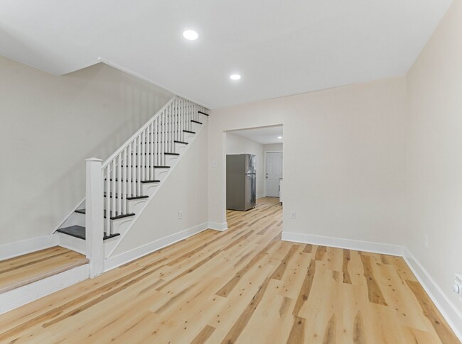 Building Photo - 2066 Eastburn Ave