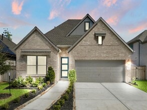 Building Photo - 1942 Waters Branch Dr