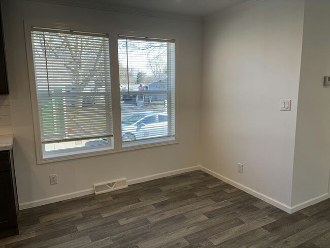 Building Photo - 154 Cimarron