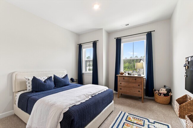 Building Photo - 4730 Cypress Tree Ln