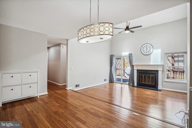 Building Photo - 13508 Coates Ln