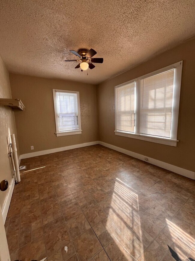 Building Photo - 2121 17th Street