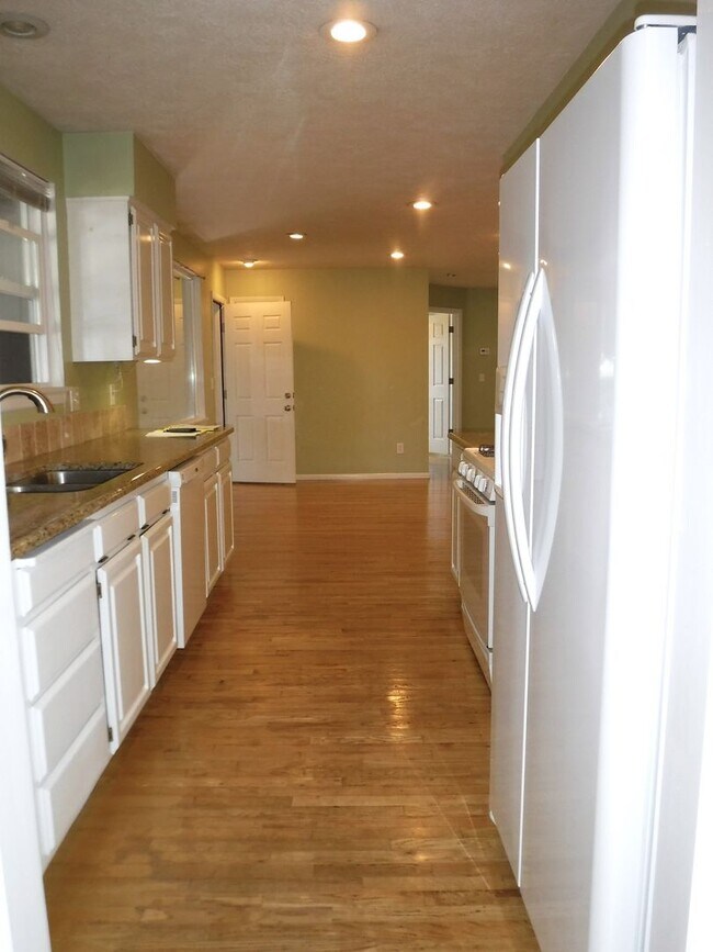 Building Photo - Beautiful Boise Bench home just off N Curtis and Northview St.