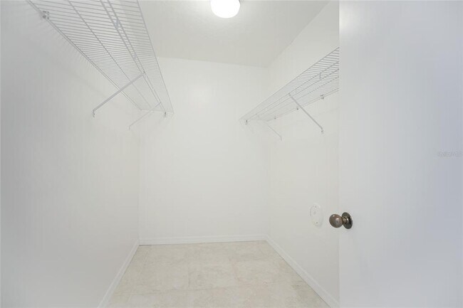 Building Photo - 988 Boulevard of the Arts