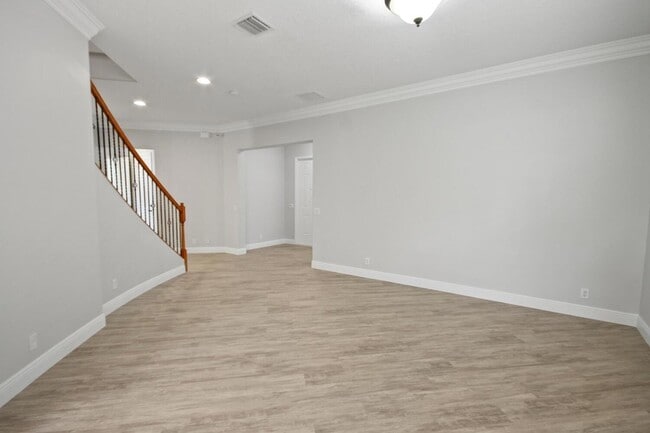 Building Photo - 9845 Cobblestone Creek Dr