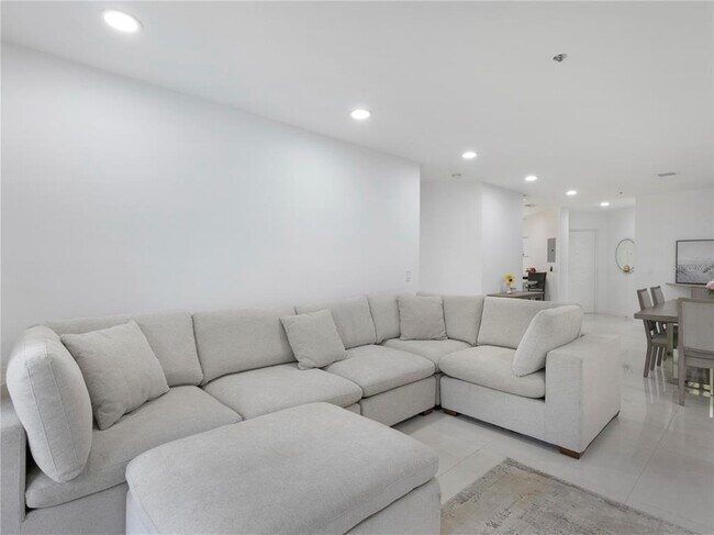 Building Photo - 5157 Floria Way