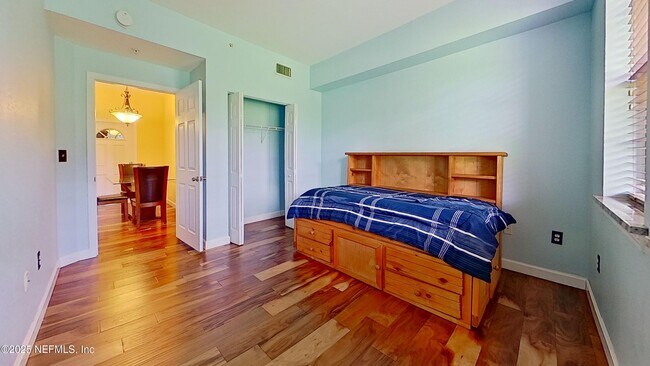 Building Photo - 440 S Villa San Marco Dr