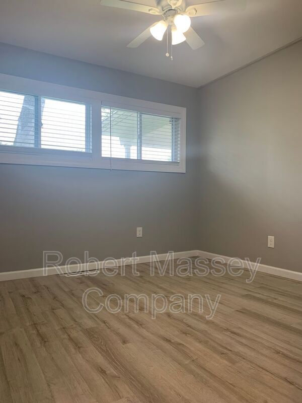 Building Photo - 2815 Joan Ave