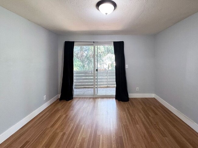 Building Photo - 519 Cinderella Loop