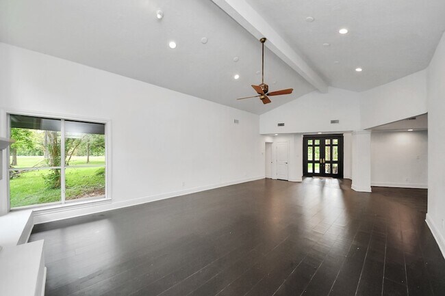 Building Photo - 4126 Pecan Bend Dr